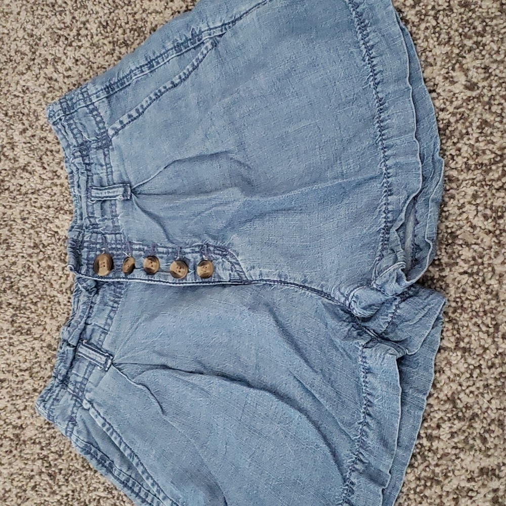 Women's American Eagle mom shorts